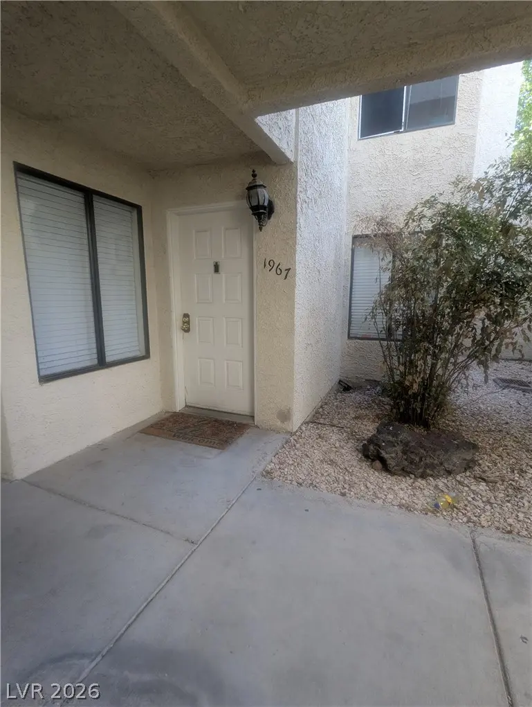 Photo of Listing #2824401