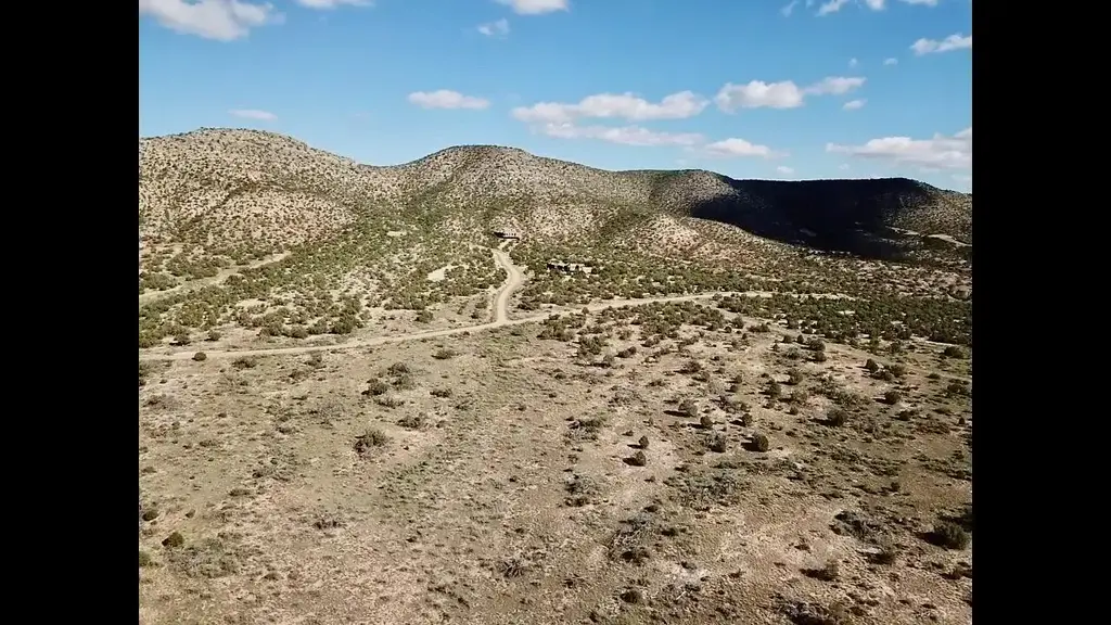9 Caje Trail, Mountainair