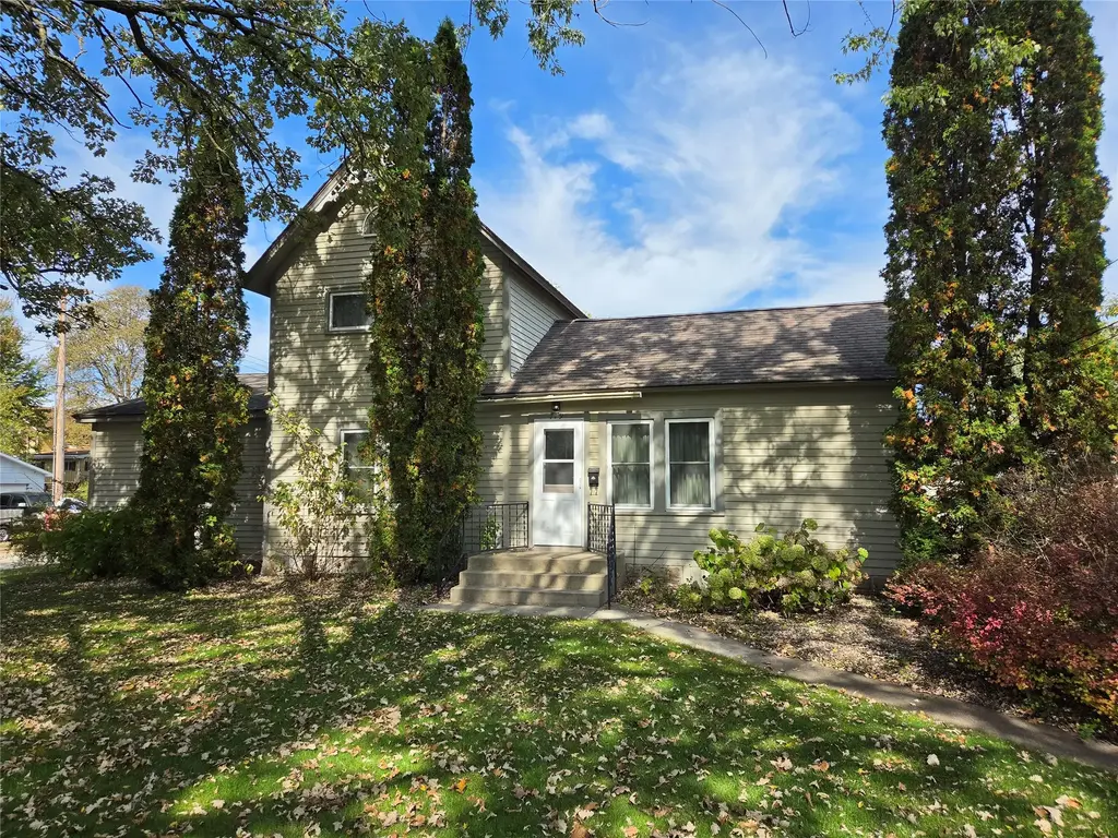 719 Pierce Street, Black River Falls