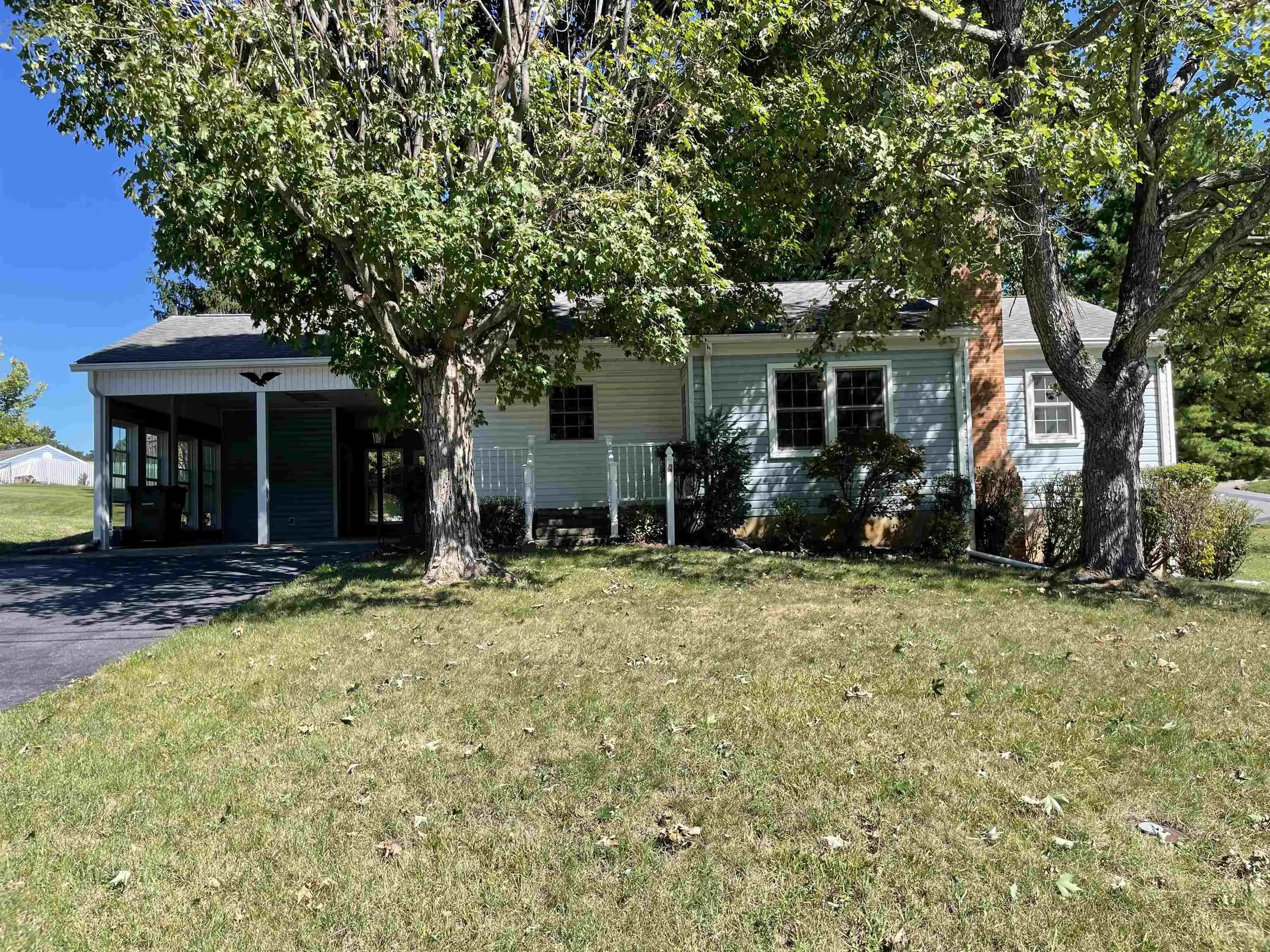 201 Robin Hood Rd, Staunton