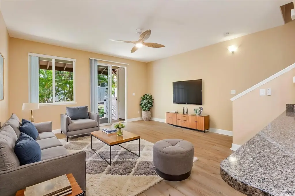 92-1518 Aliinui Drive # 1907, Kapolei