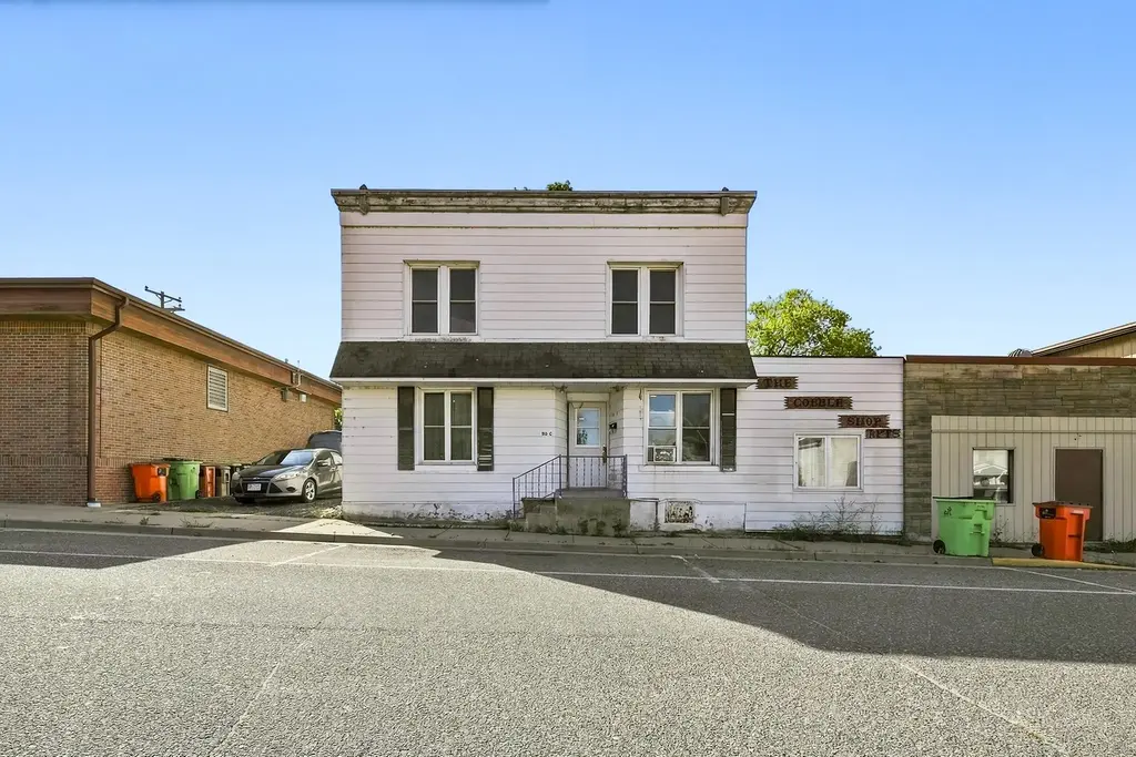 110 E 4th Avenue 1-3, Stanley