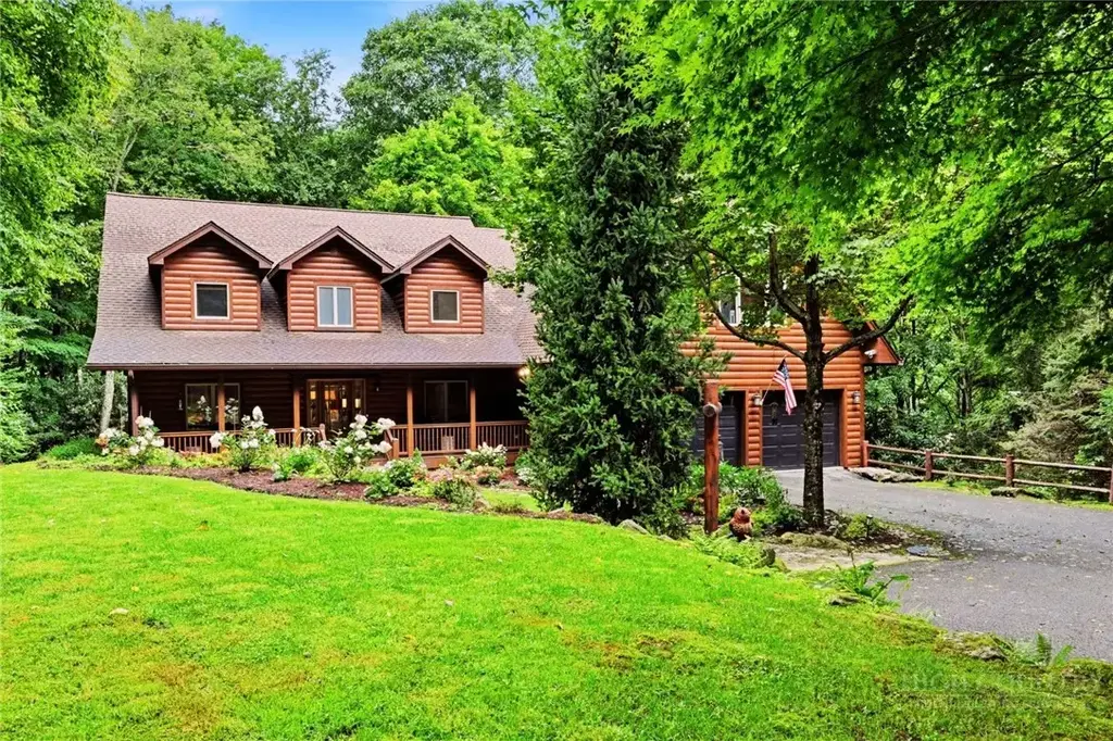 232 The Glens Boulevard, Banner Elk