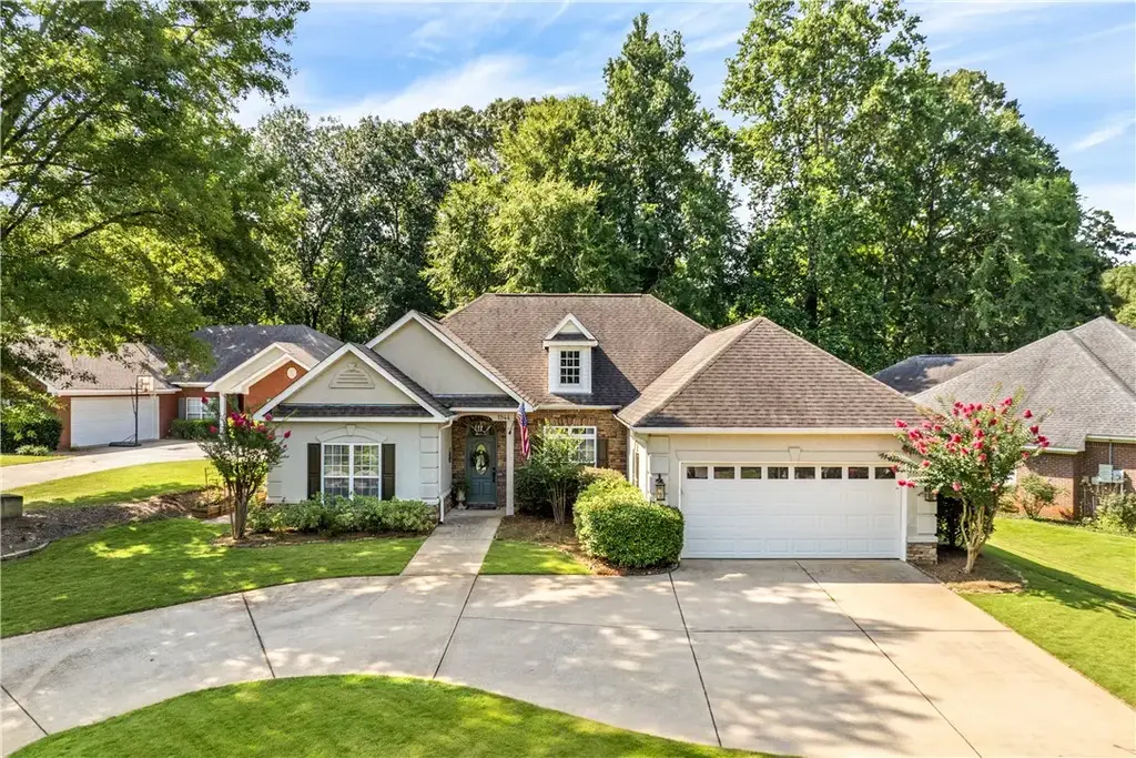 1944 Hillbrook Cir, Auburn