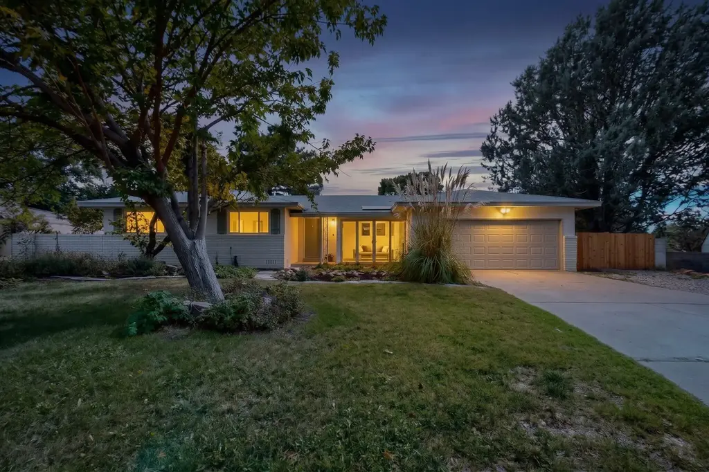 6508 Dodd Place Ne, Albuquerque