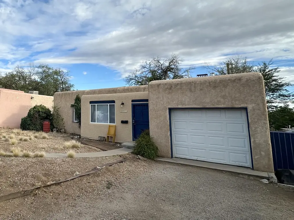 3112 Constitution Avenue Ne, Albuquerque