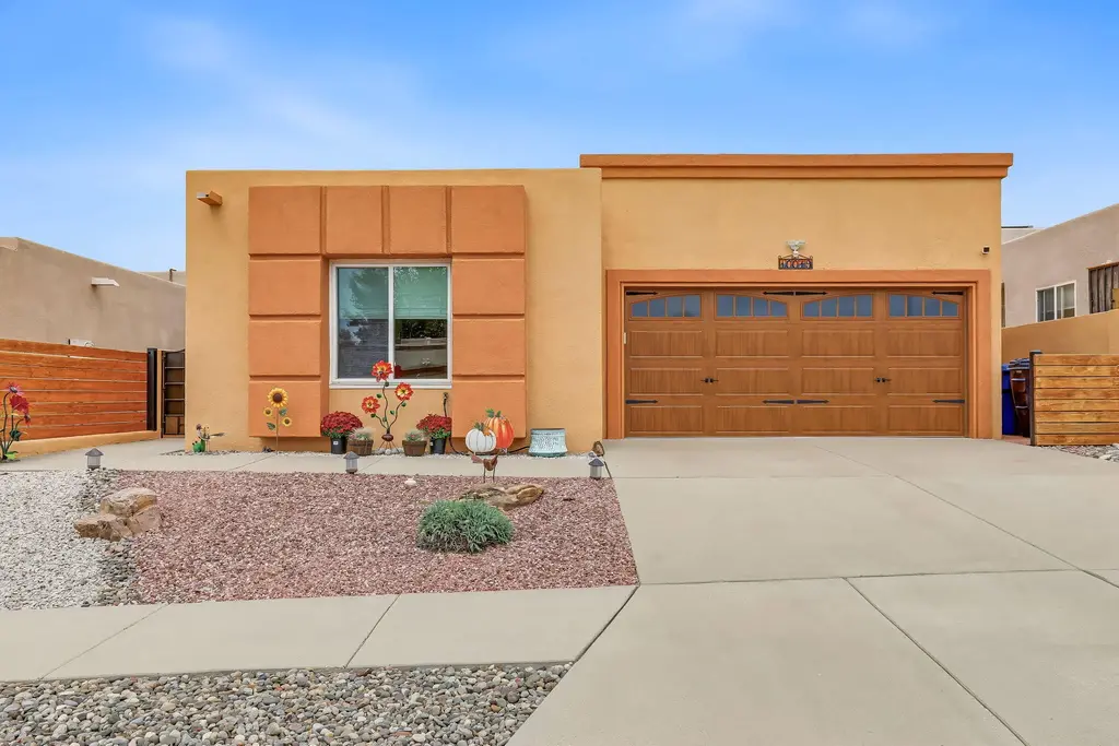 10019 Irbid Road Ne, Albuquerque