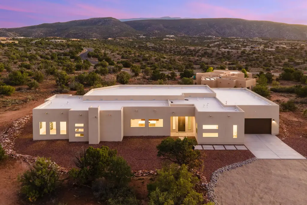 279 Star Meadow Road, Placitas