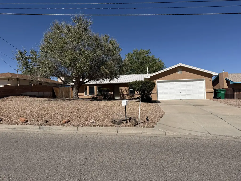 3325 21st Avenue Se, Rio Rancho