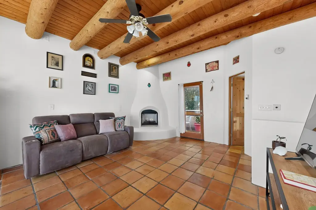 3214 La Paz, Santa Fe