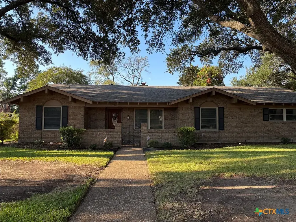 3209 White Oak Drive, Temple
