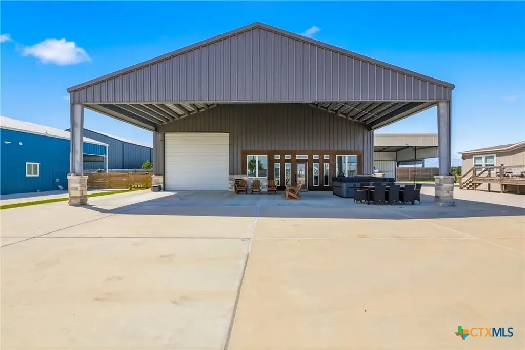 349 N Byers Street, Port O'Connor