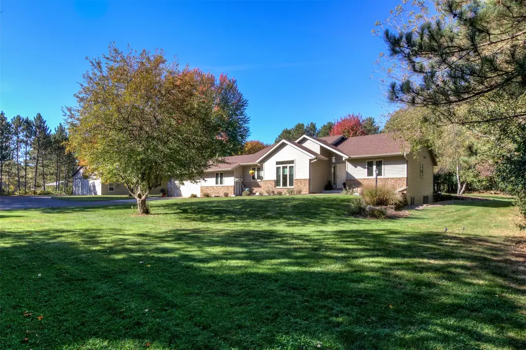 1900 N 60th Avenue, Eau Claire