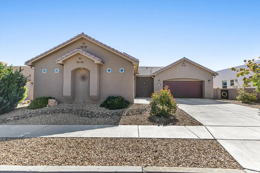 2805 Redondo Santa Fe Ne, Rio Rancho