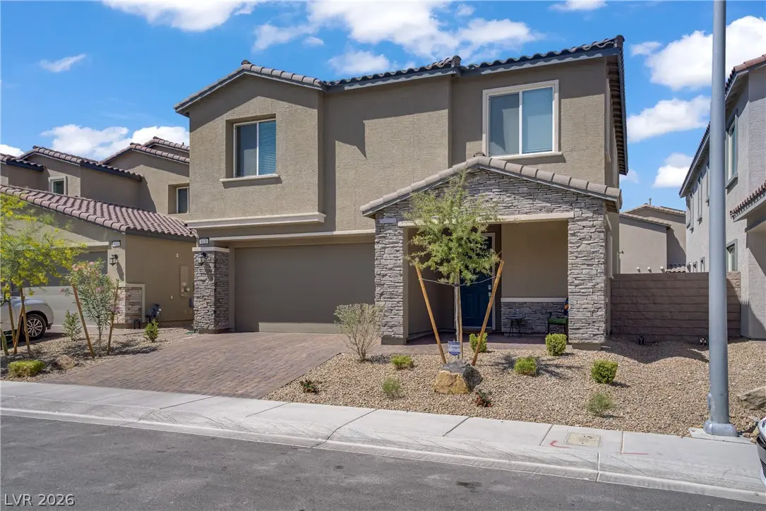 Photo of Listing #2824748