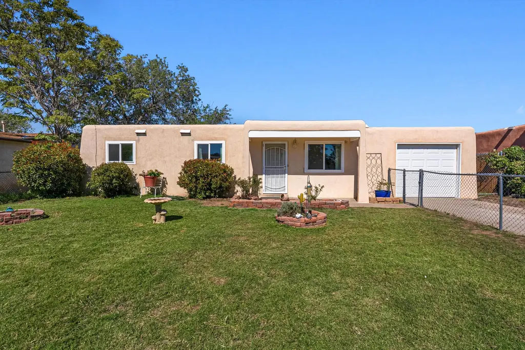11205 Chico Road Ne, Albuquerque