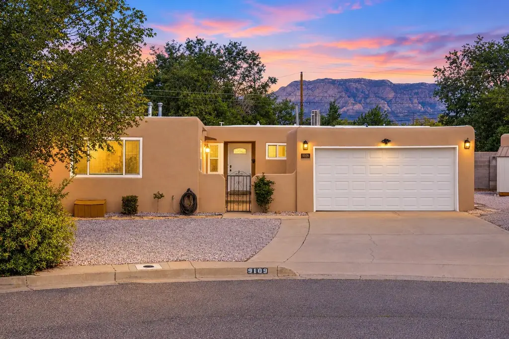 9109 Somervell Court Ne, Albuquerque