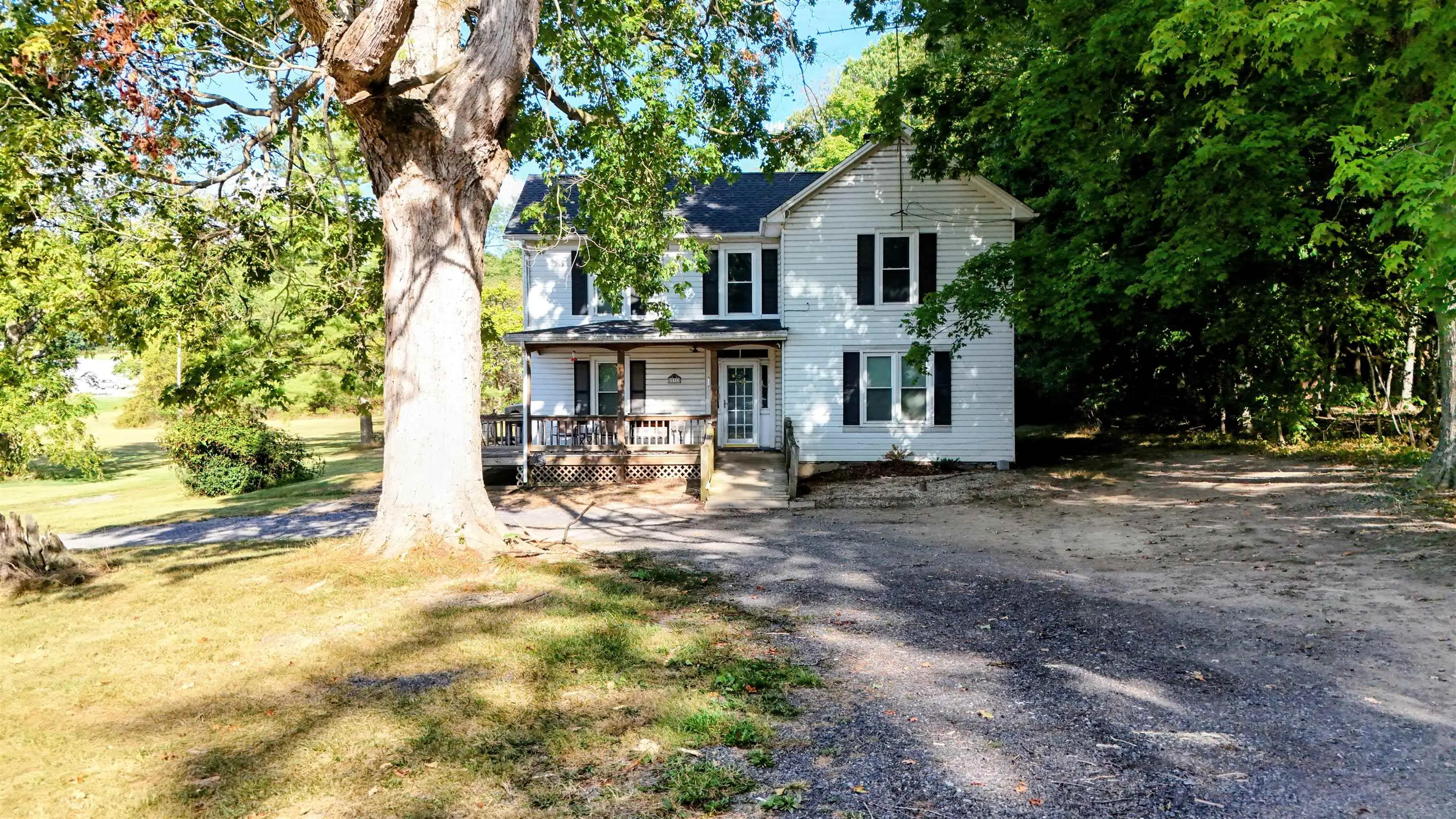 531 Oakland Cir, Raphine