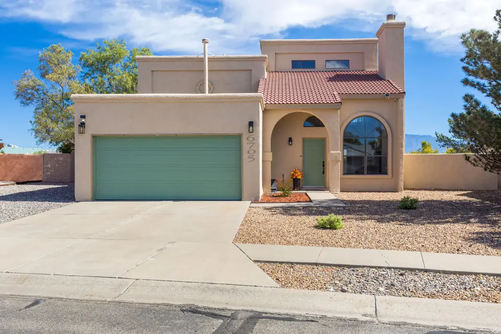 6705 Lamy Street Nw, Albuquerque