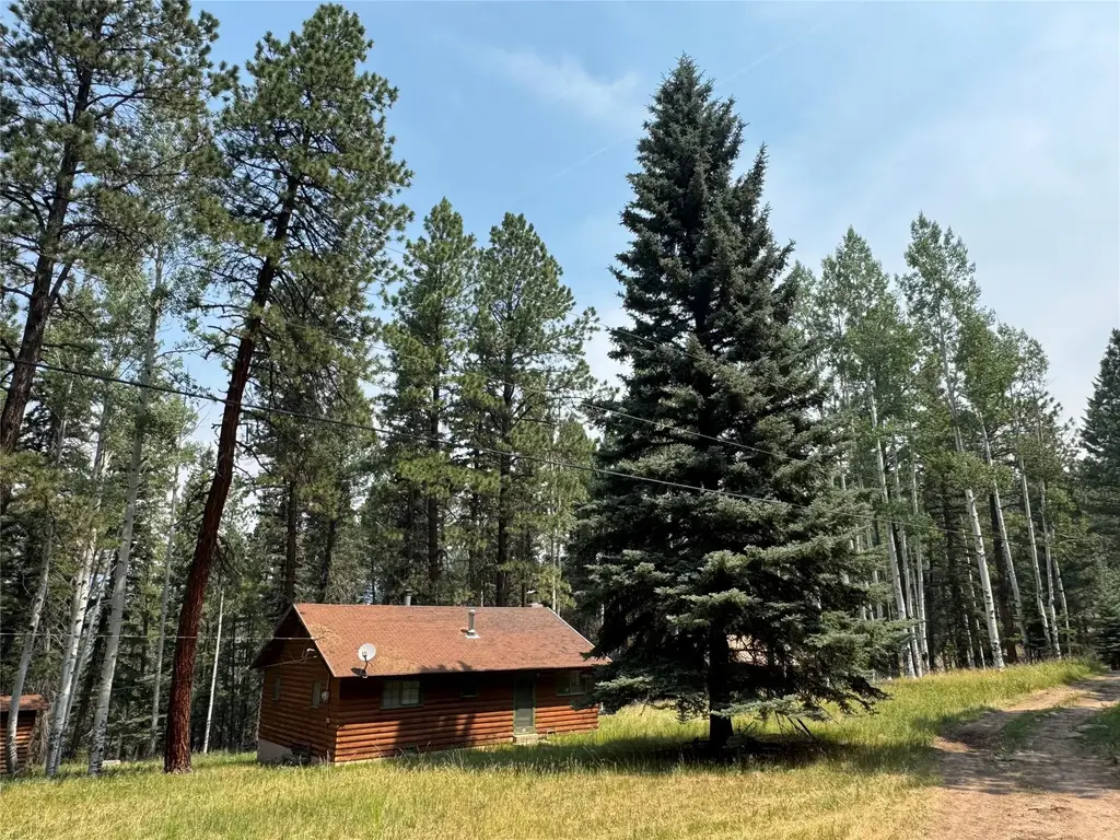40 Grass Mountain, Other