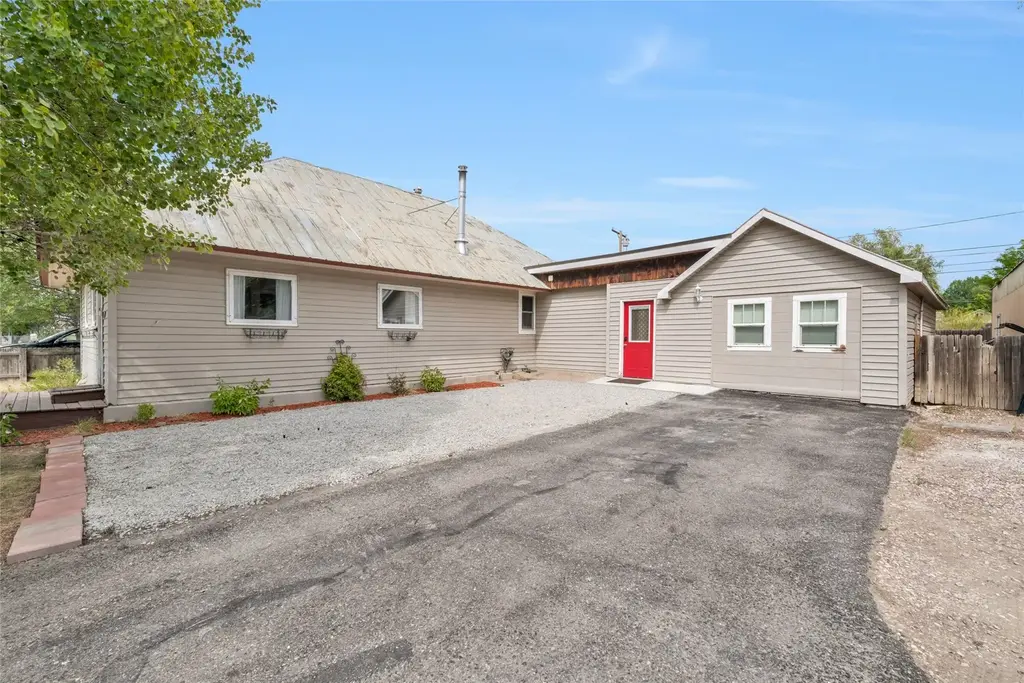 671 Tucker Street, Craig