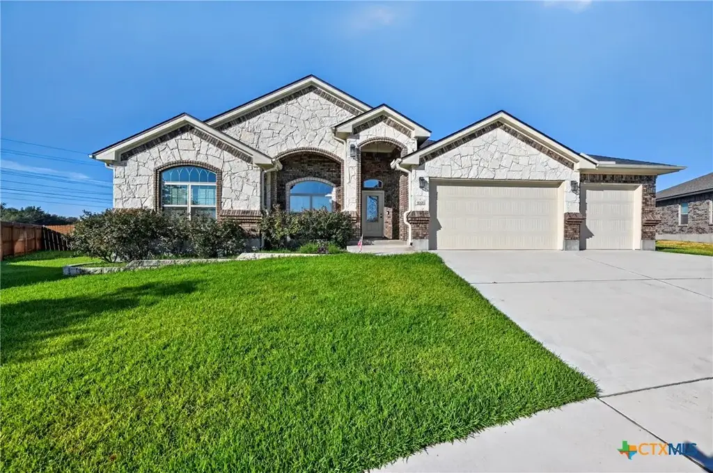 9000 Grand Oaks Lane, Killeen