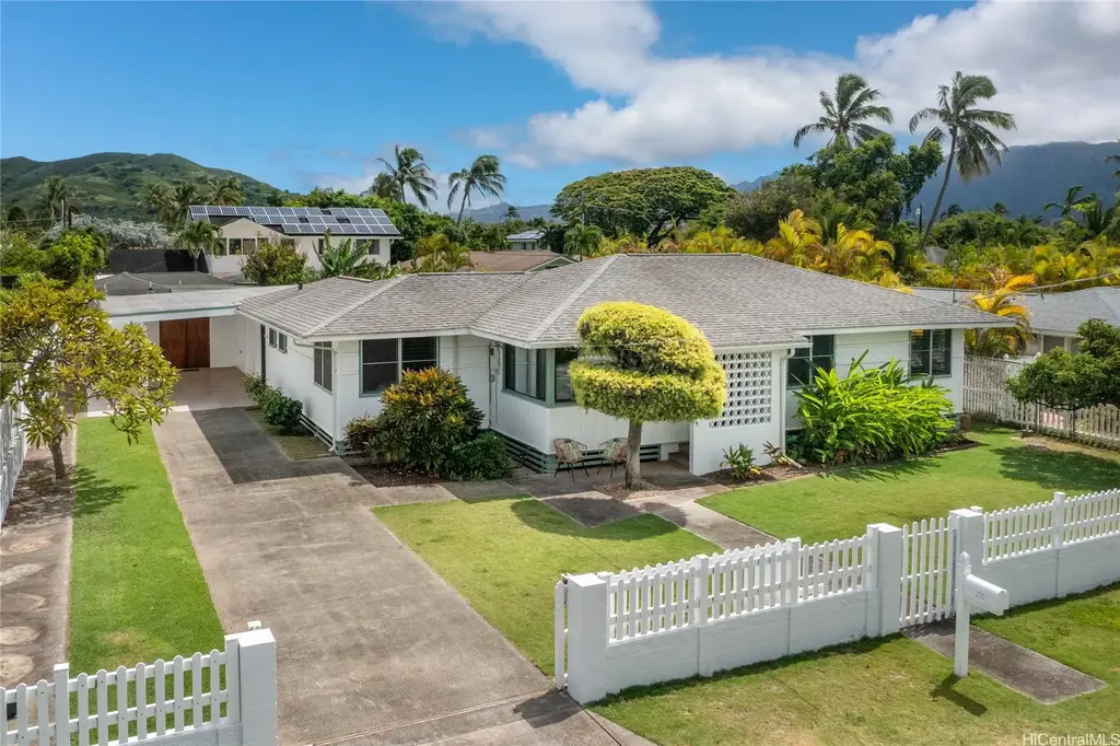 225 Awakea Road, Kailua