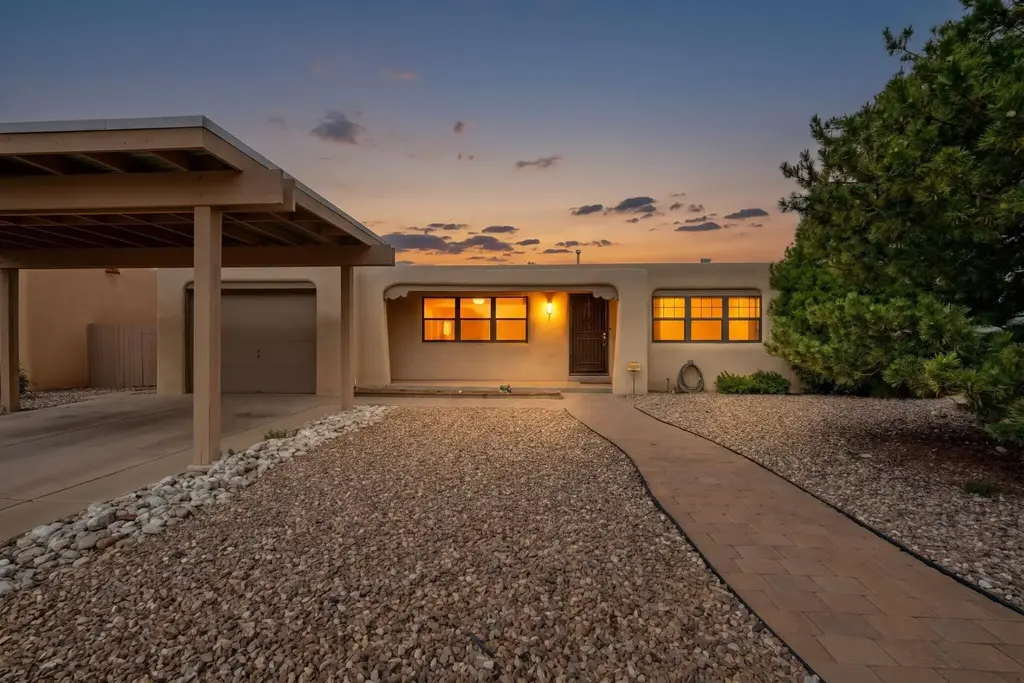723 Guaymas Place Ne, Albuquerque