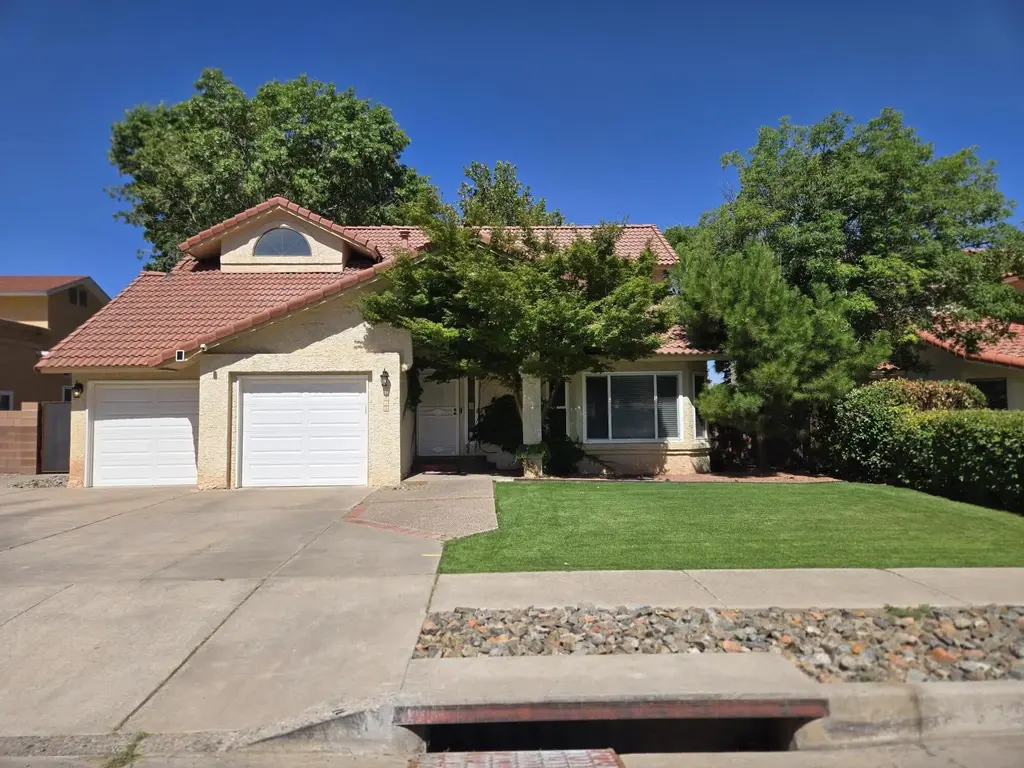 7615 Calhoun Drive Ne, Albuquerque