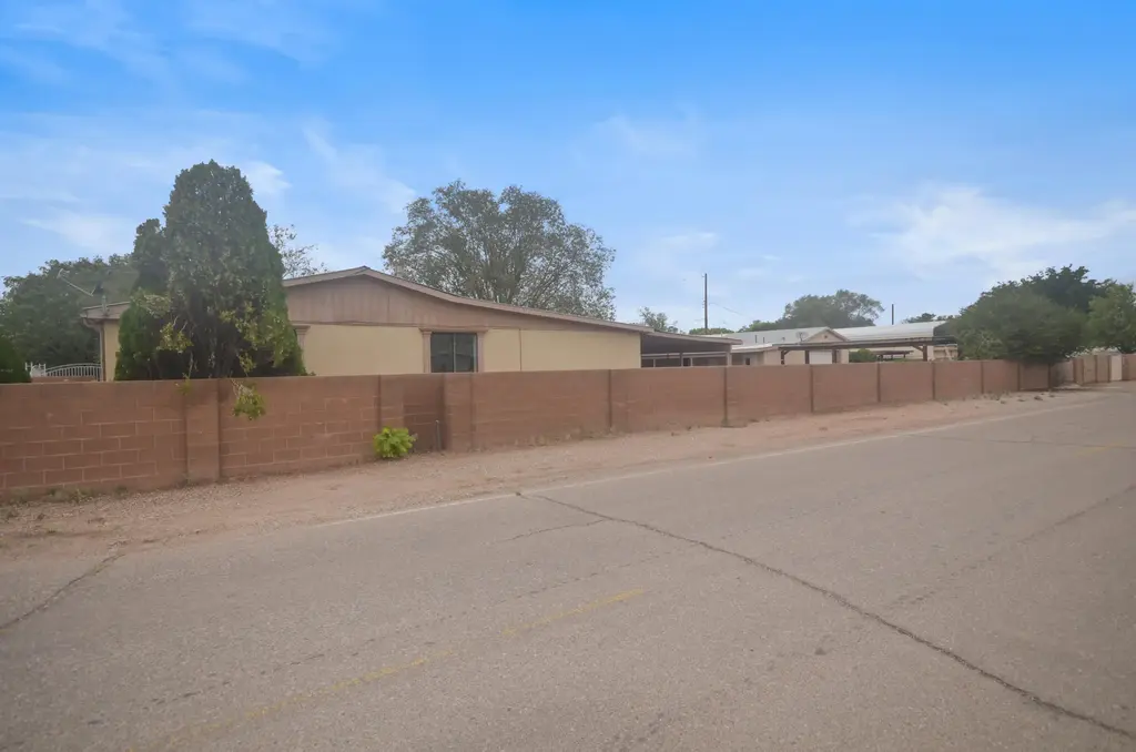 1401 Santa Rosa Road Sw, Albuquerque