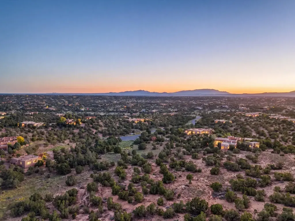 61 Hollyhock Circle, Santa Fe