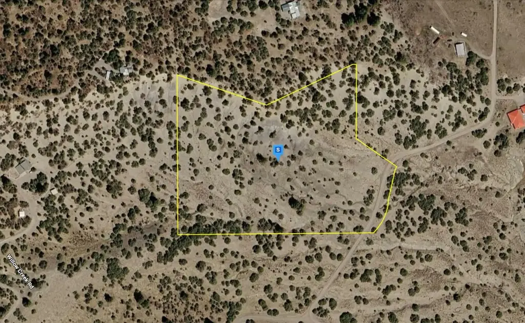 60 El Vado Road, Los Ojos