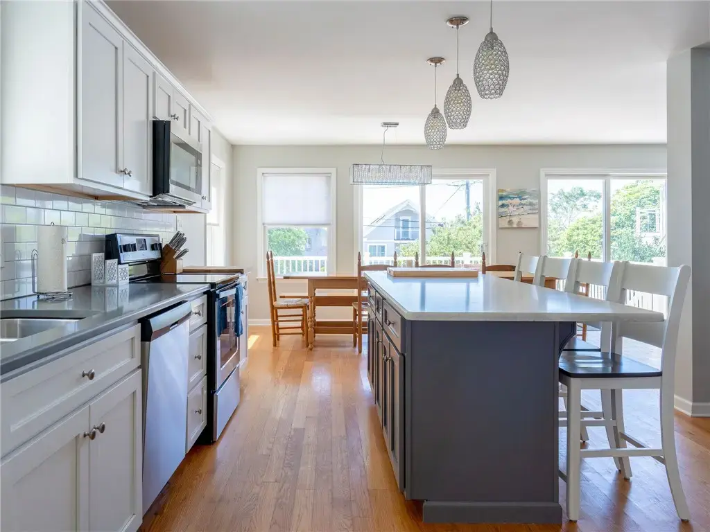 29 Crst St, Middletown