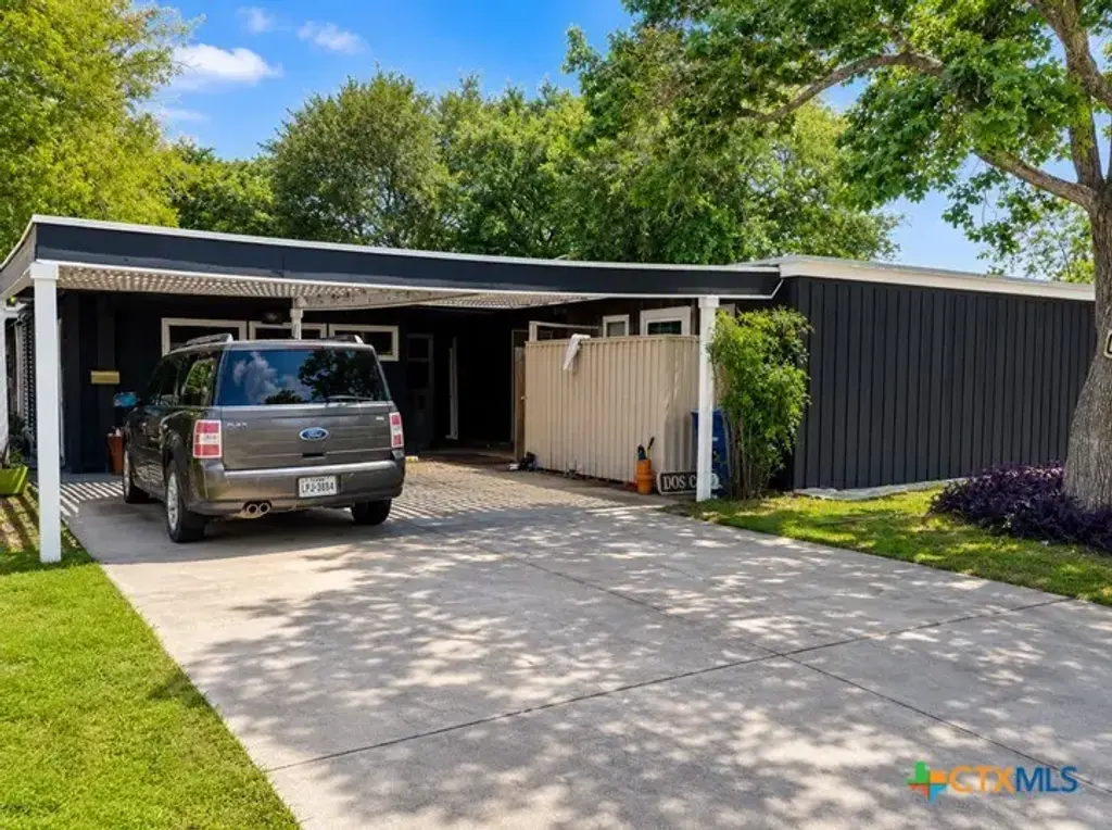 811 Indiana Avenue, Corpus Christi