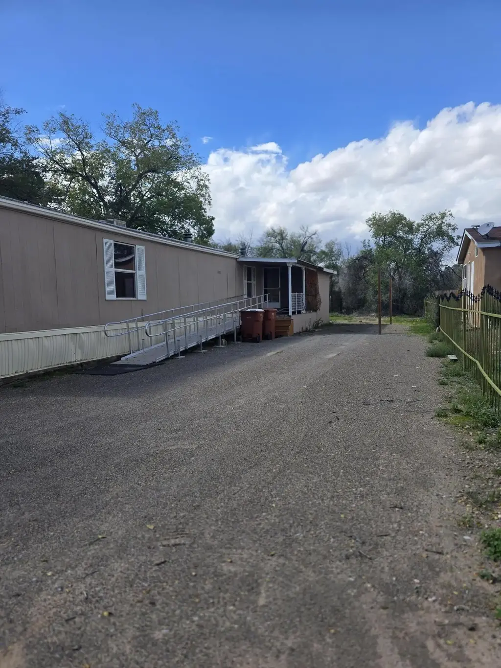 105 Country Court, Bernalillo