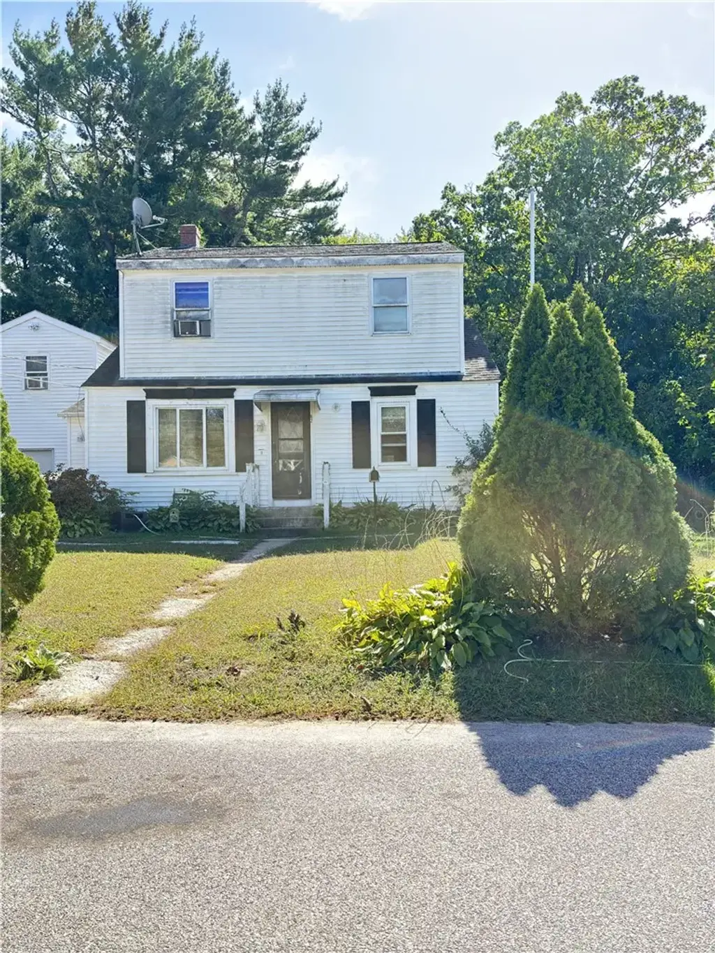 62 Hancock Dr, North Kingstown