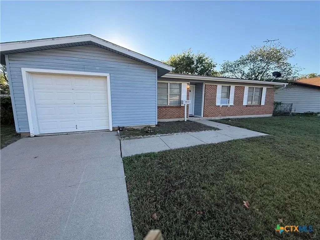 1210 Alta Vista Drive, Killeen