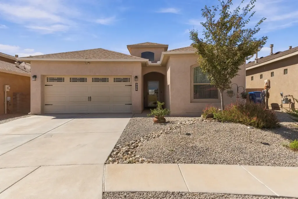 900 Firewheel Avenue Sw, Los Lunas