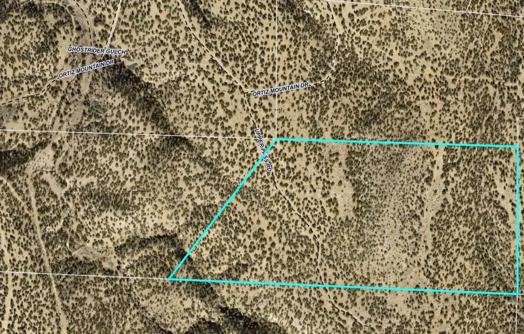 9 Upper Pass, Cerrillos