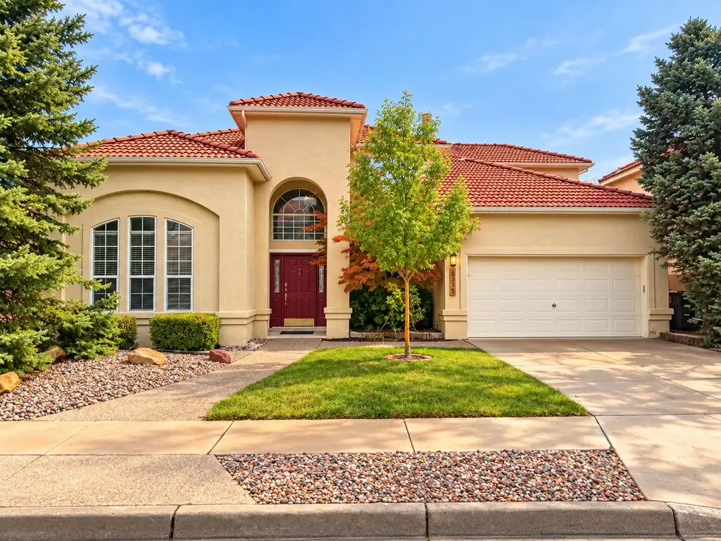 6315 Elk Horn Drive Ne, Albuquerque
