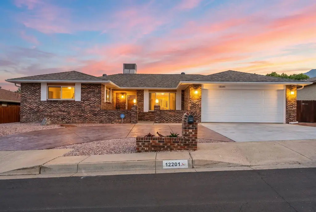 12201 Key West Drive Ne, Albuquerque
