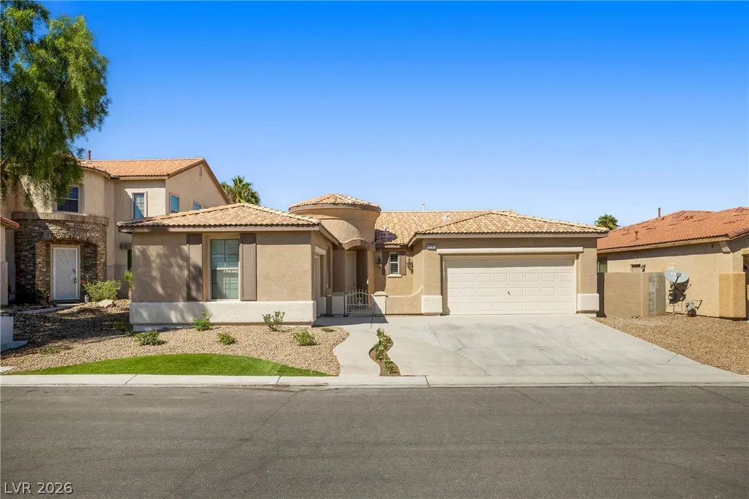 Photo of Listing #2825424