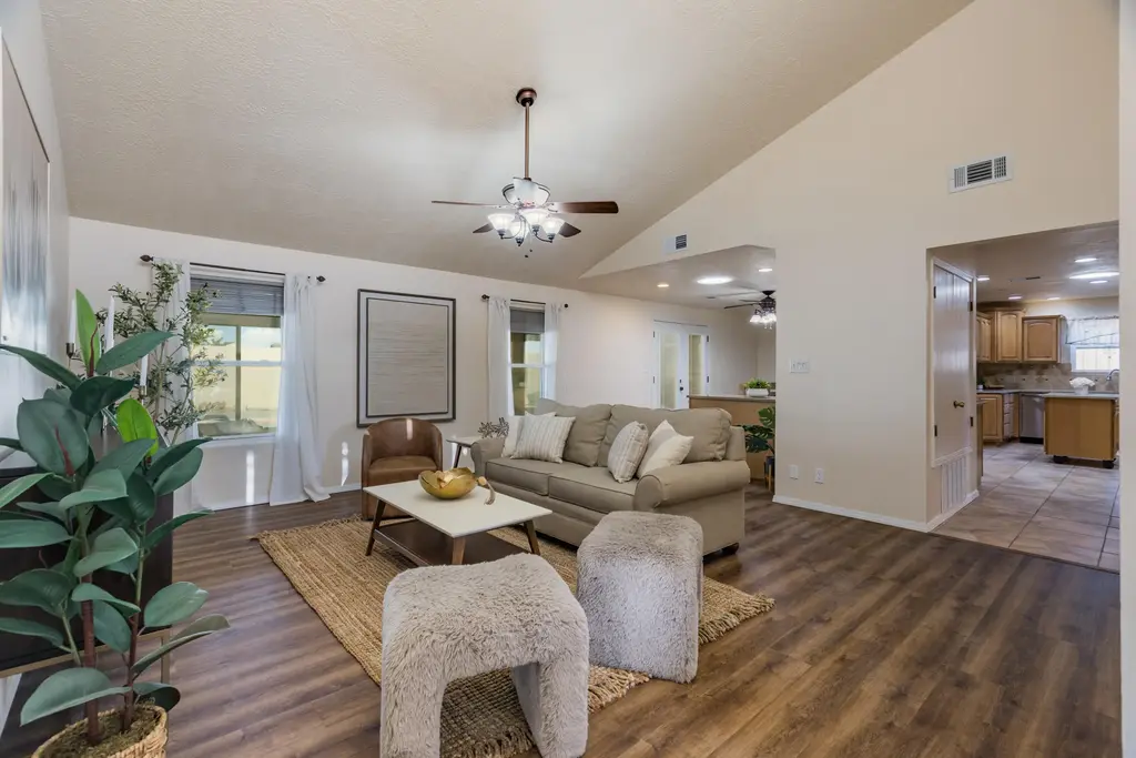 432 Stallion Road Se, Rio Rancho