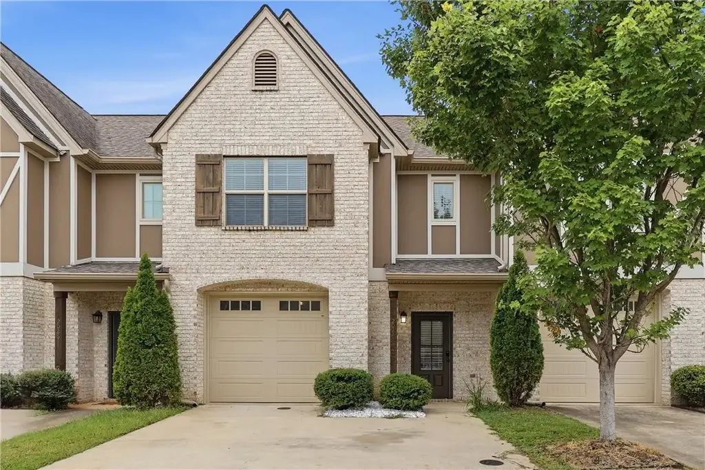 2024 Stephanie Ct, Auburn