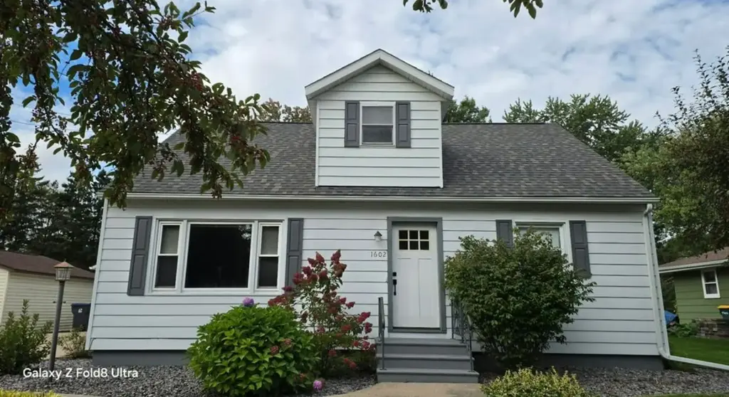 1602 South Washington Avenue, Marshfield