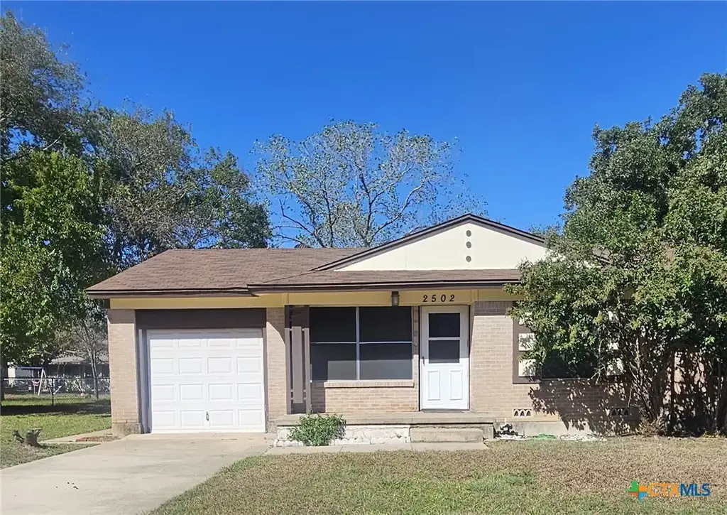 2502 Meadow Lane, Copperas Cove
