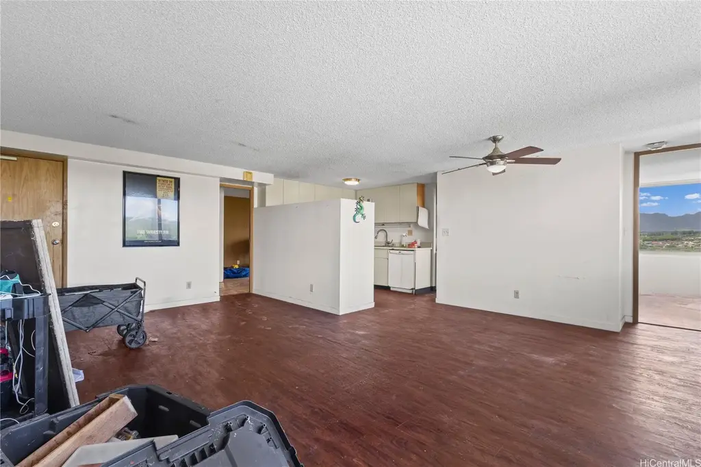 (unit #1604a) 1060 Kamehameha Highway, Pearl City