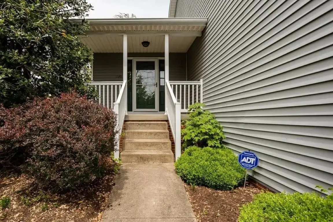 1120 King Edwards Way, Harrisonburg