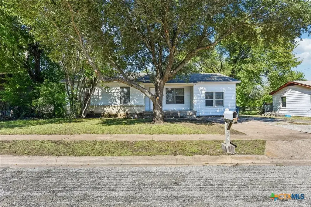 1004 S 5th Street, Copperas Cove
