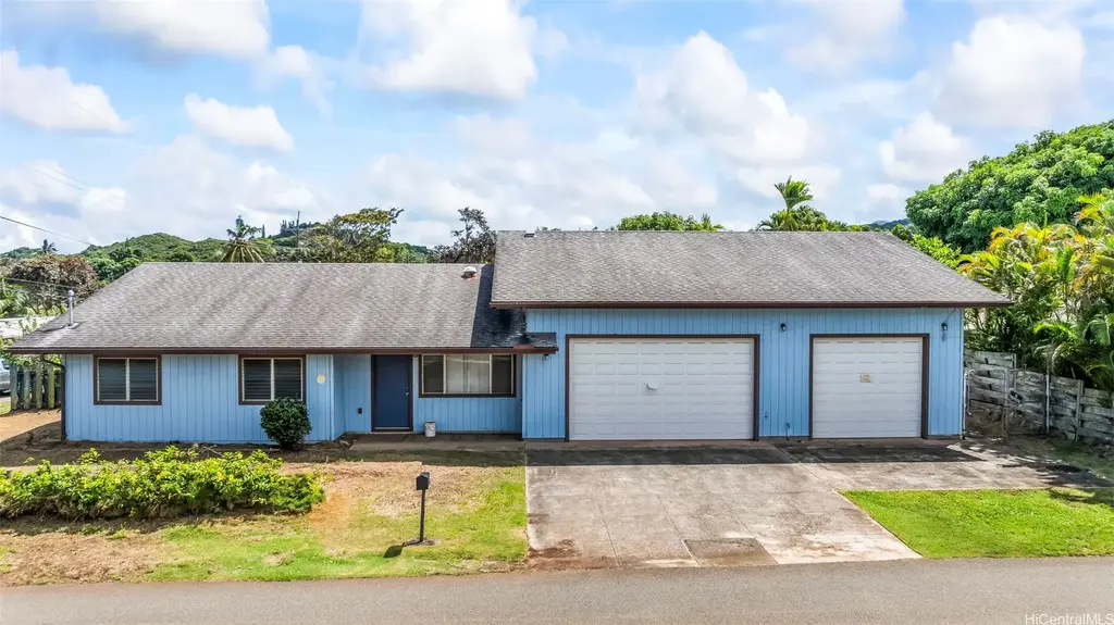 675 Ulumalu Street, Kailua